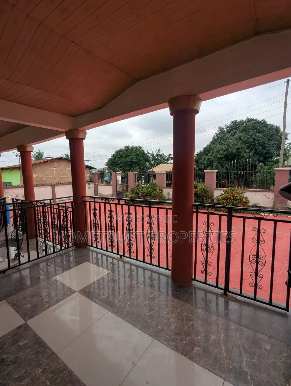 3bdrm Apartment in Pokuase Amanfrom for rent