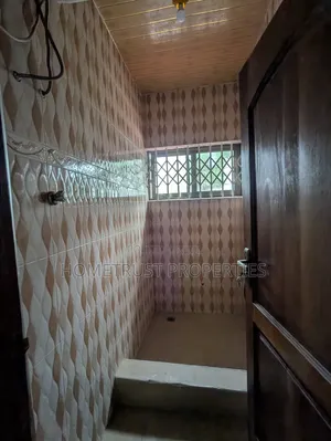 3bdrm Apartment in Pokuase Amanfrom for rent