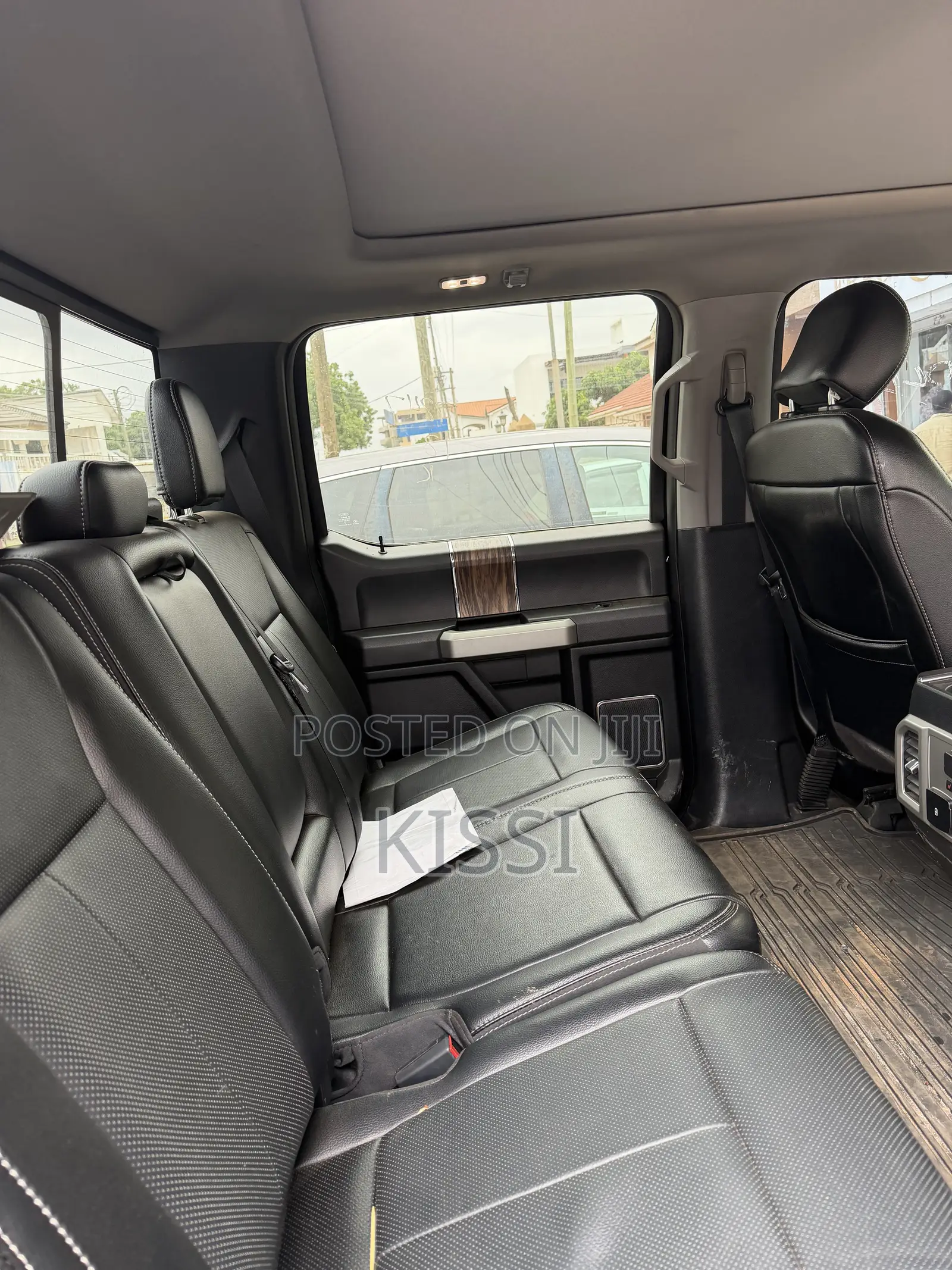 Ford F-150 Lariat 4x4 SuperCrew Cab Styleside 5.5 ft. box 145 in. WB
