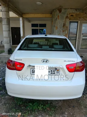 Hyundai Elantra 2009 White