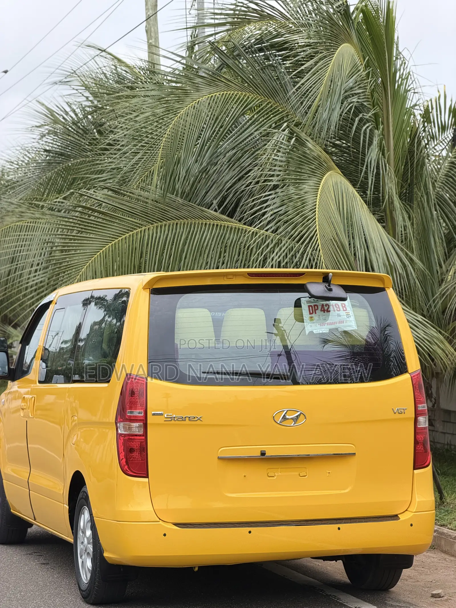 Hyundai Starex 2016 Yellow