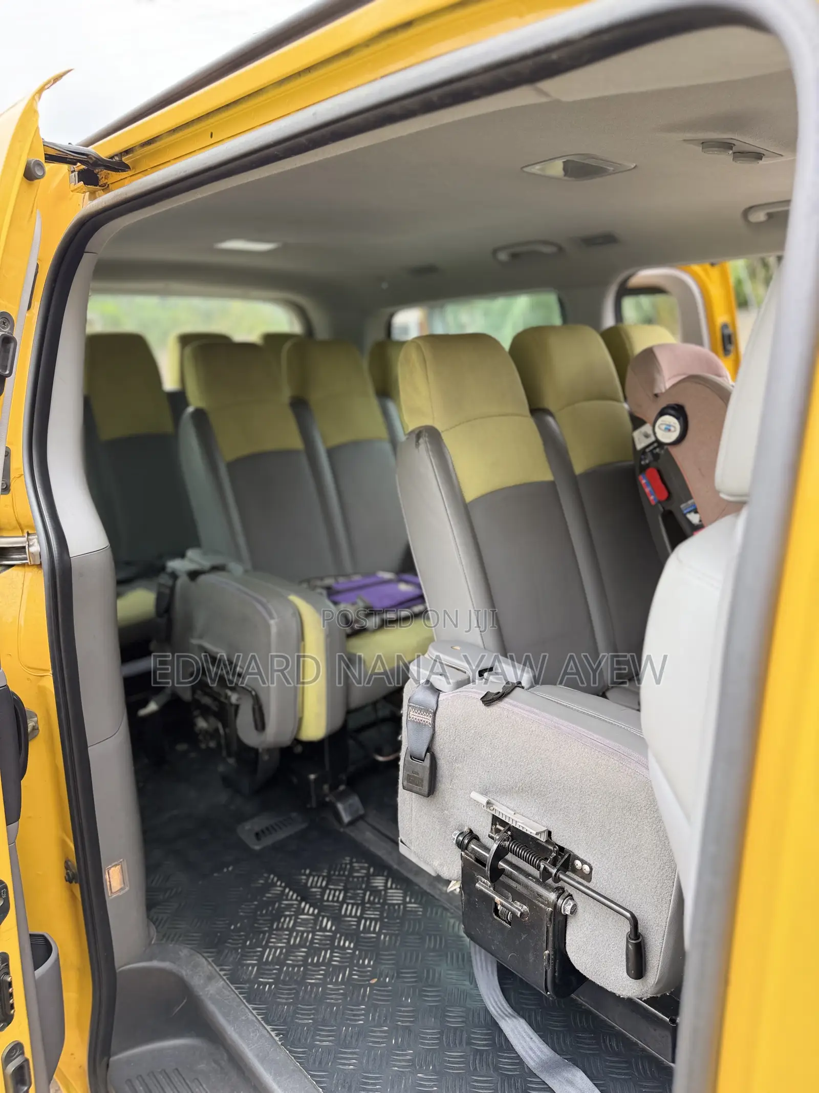 Hyundai Starex 2016 Yellow
