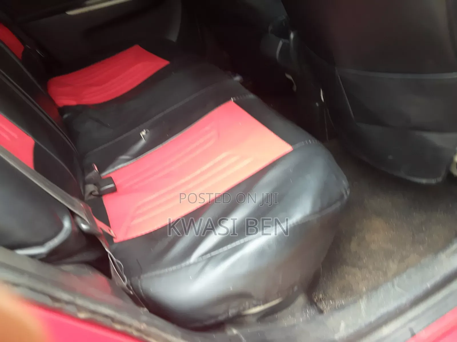 Toyota Yaris 2010 Red