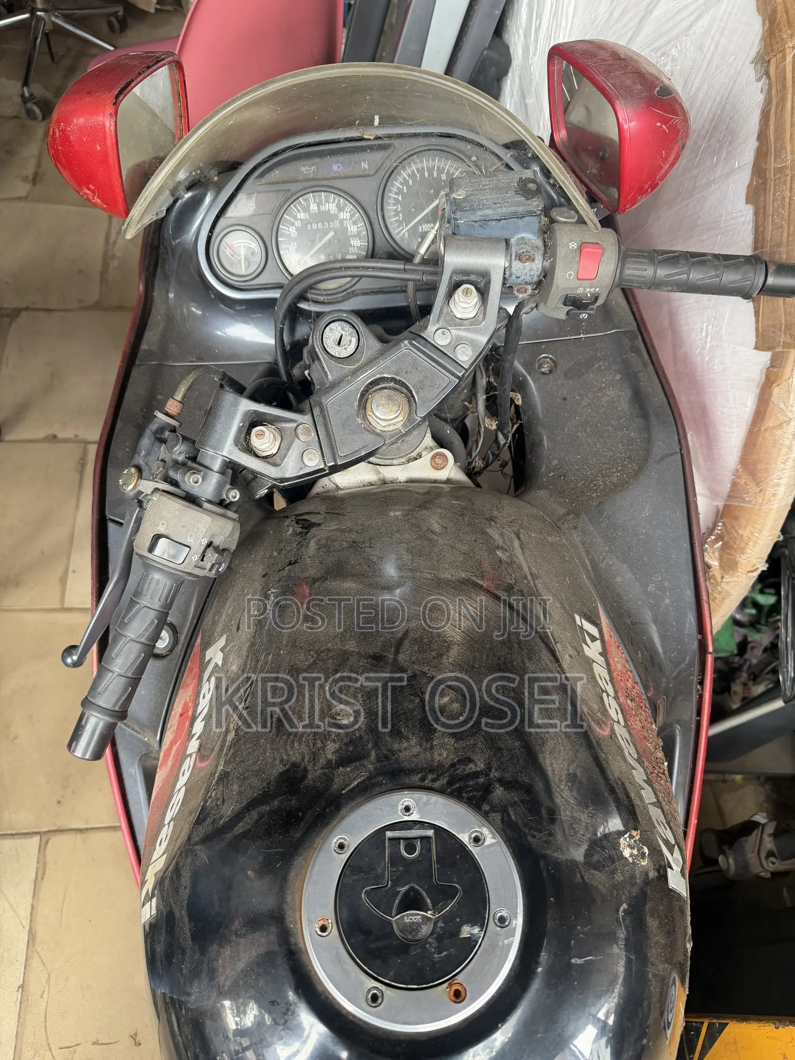 Kawasaki 2000 Red