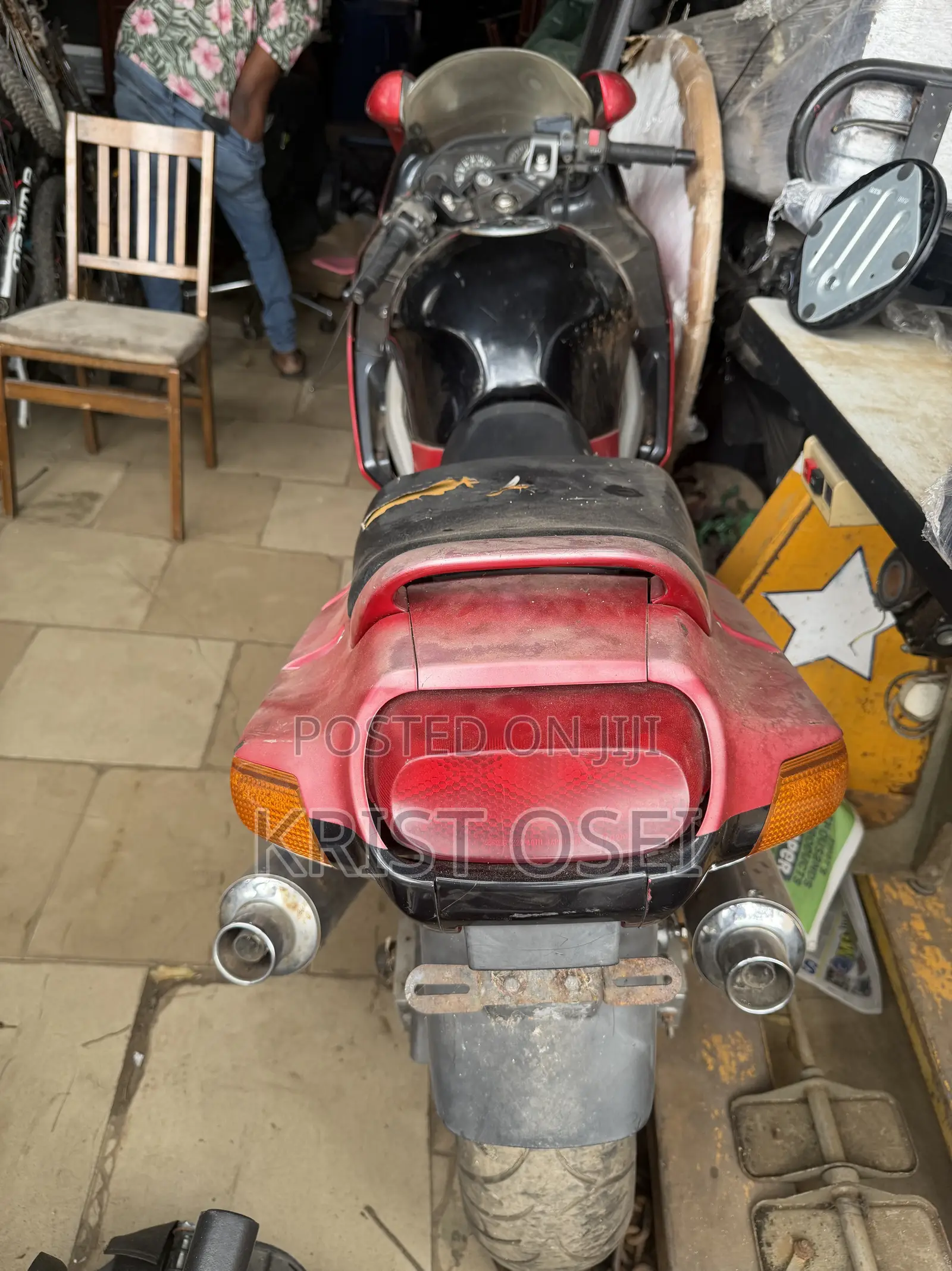 Kawasaki 2000 Red