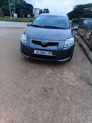 Toyota Yaris 2016 Gray