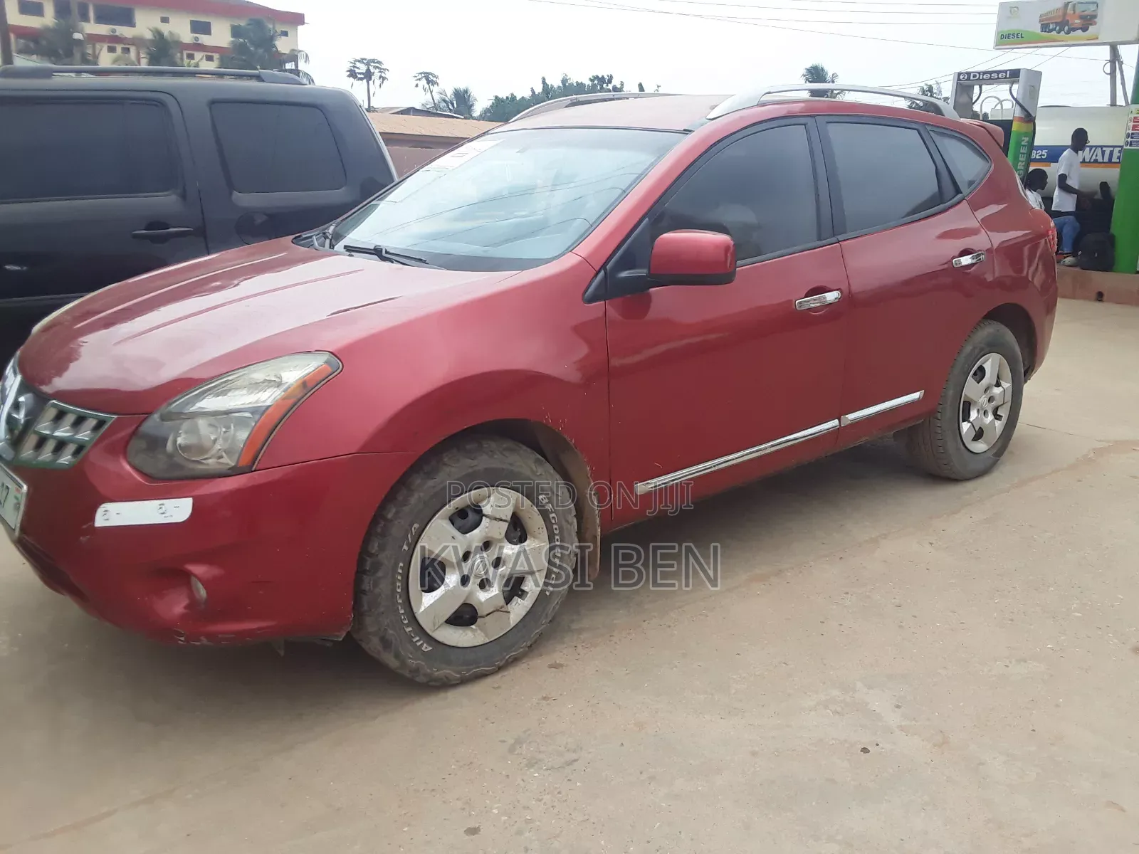 Nissan Rogue 2015 Red