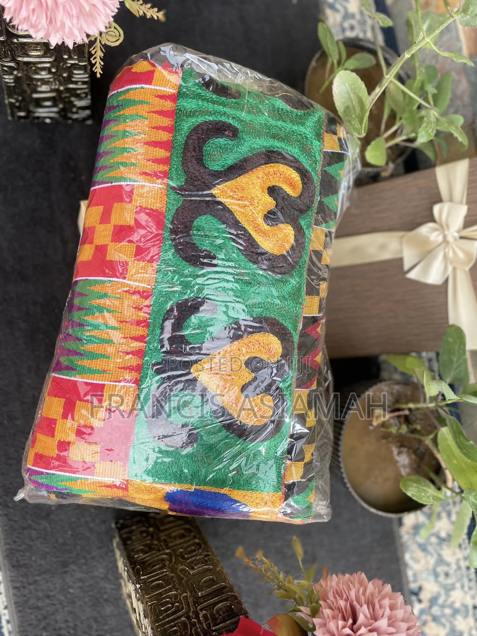 Executive Male Obama Kente