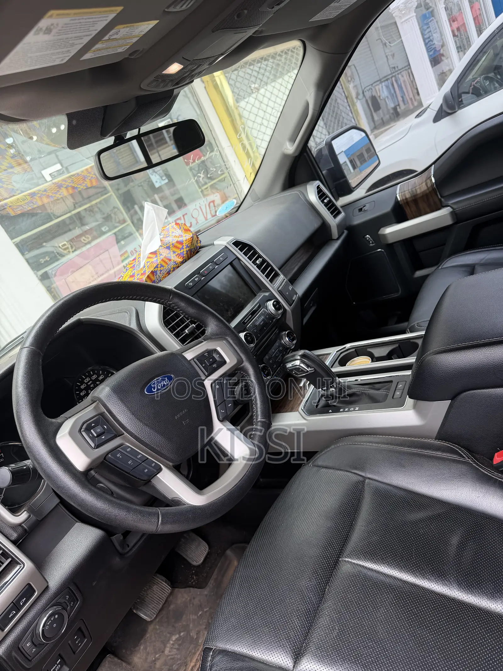Ford F-150 Lariat 4x4 SuperCrew Cab Styleside 5.5 ft. box 145 in. WB