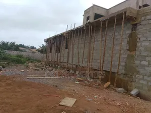 3bdrm House in Dki Properties, Frafraha for sale