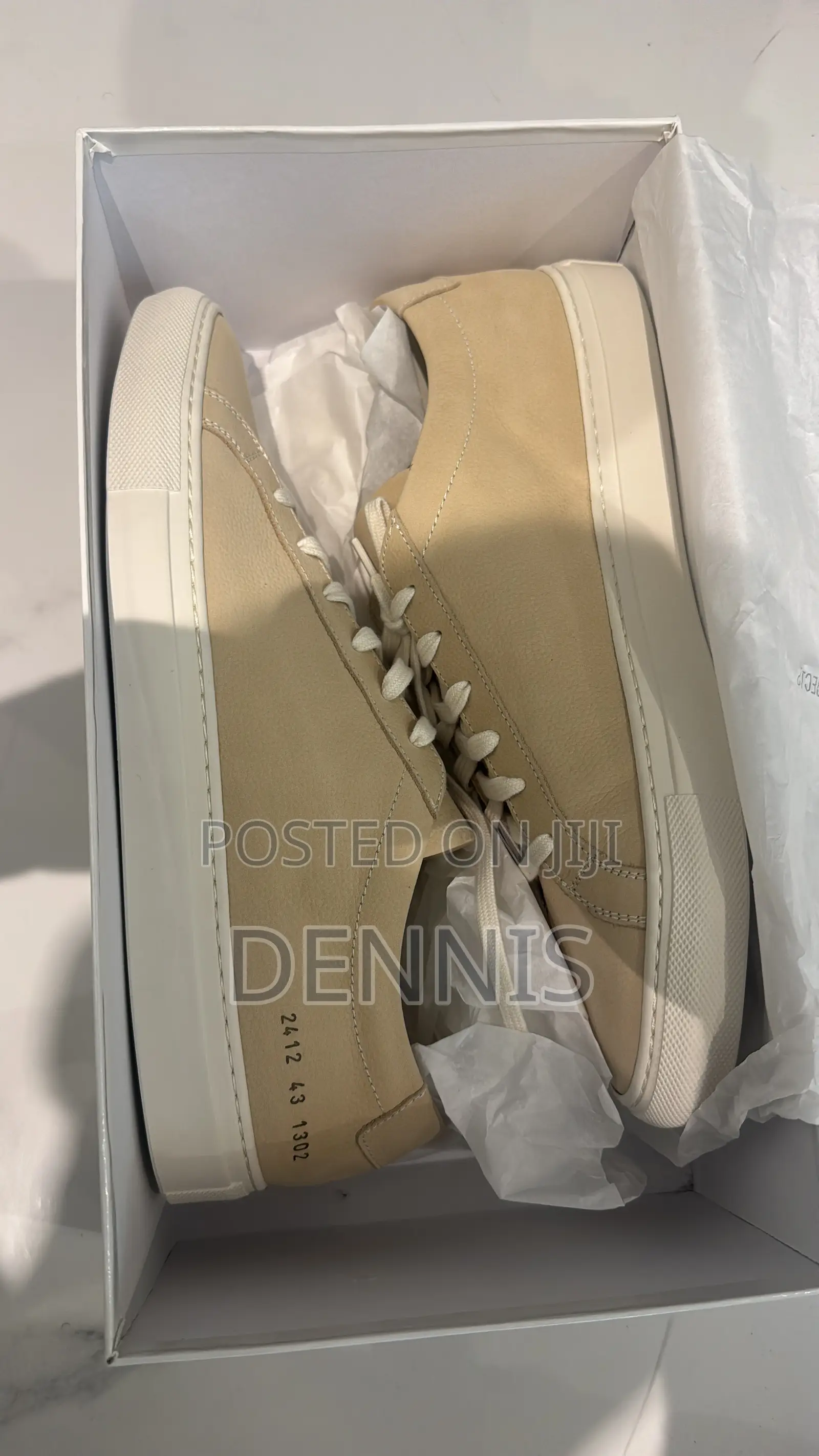 COMMON PROJECTS - Achilles Low Sneakers - Cream Size 43