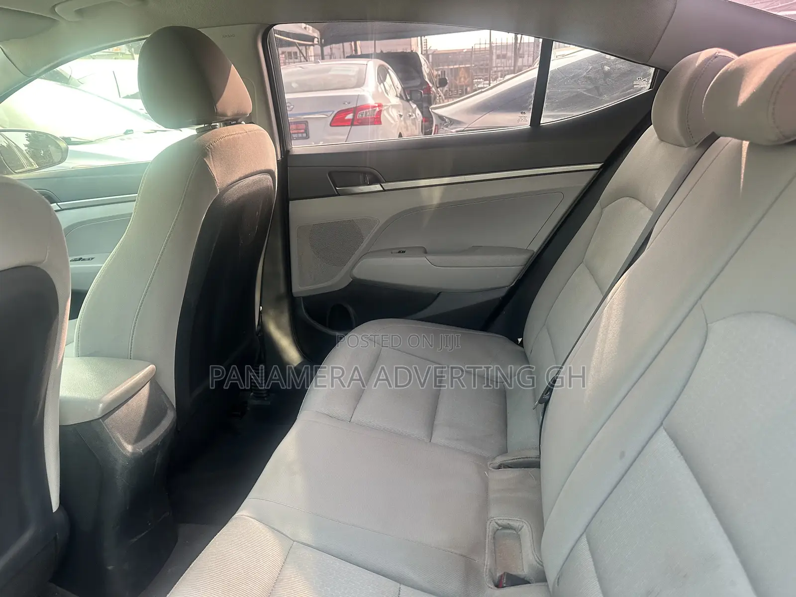 Hyundai Elantra SE 2018 Gray