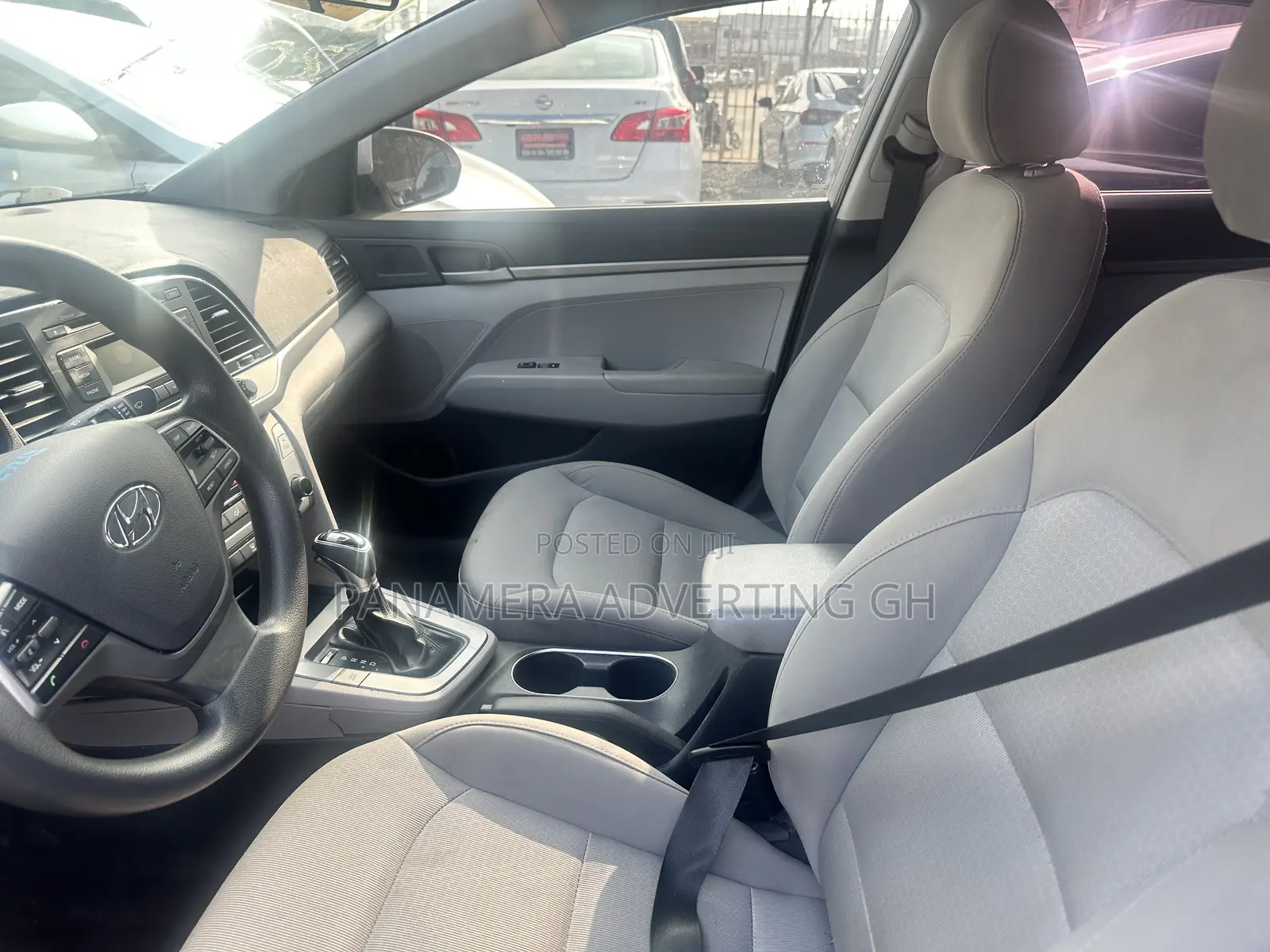 Hyundai Elantra SE 2018 Gray
