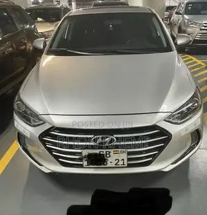 Hyundai Elantra 2017 Silver