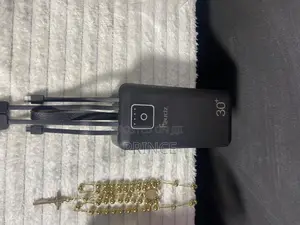 Fsundz 30000 mAh Power Bank