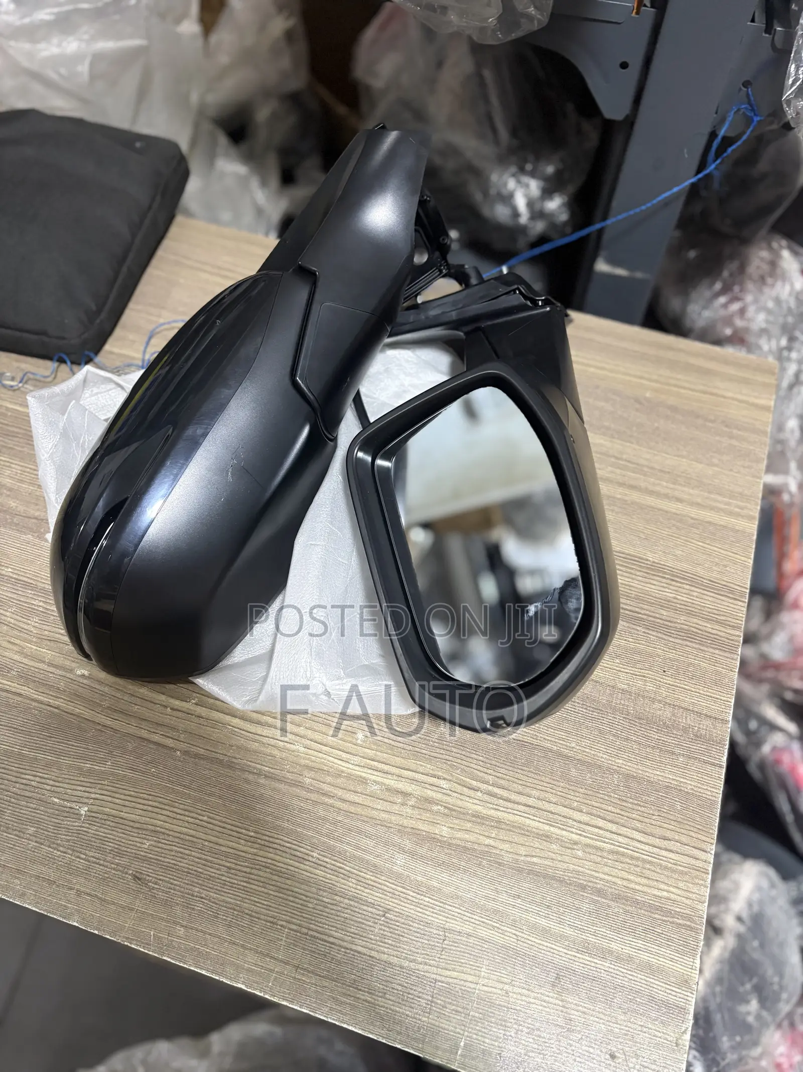 Honda CRV 2017,2018,2019,2020,2021 Mirror Sensor With Light Pair