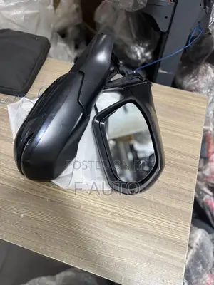 Honda CRV 2017,2018,2019,2020,2021 Mirror Sensor With Light Pair
