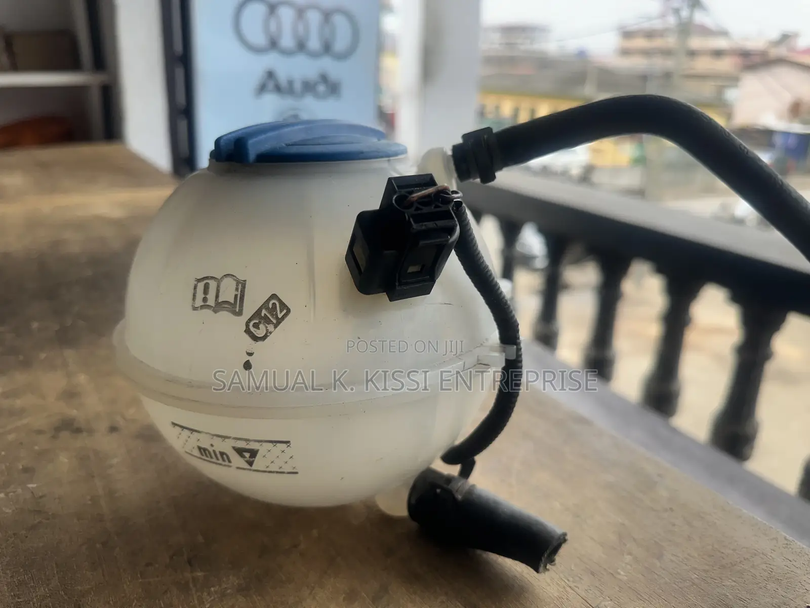 VW Water Reservoir With Sensor Original