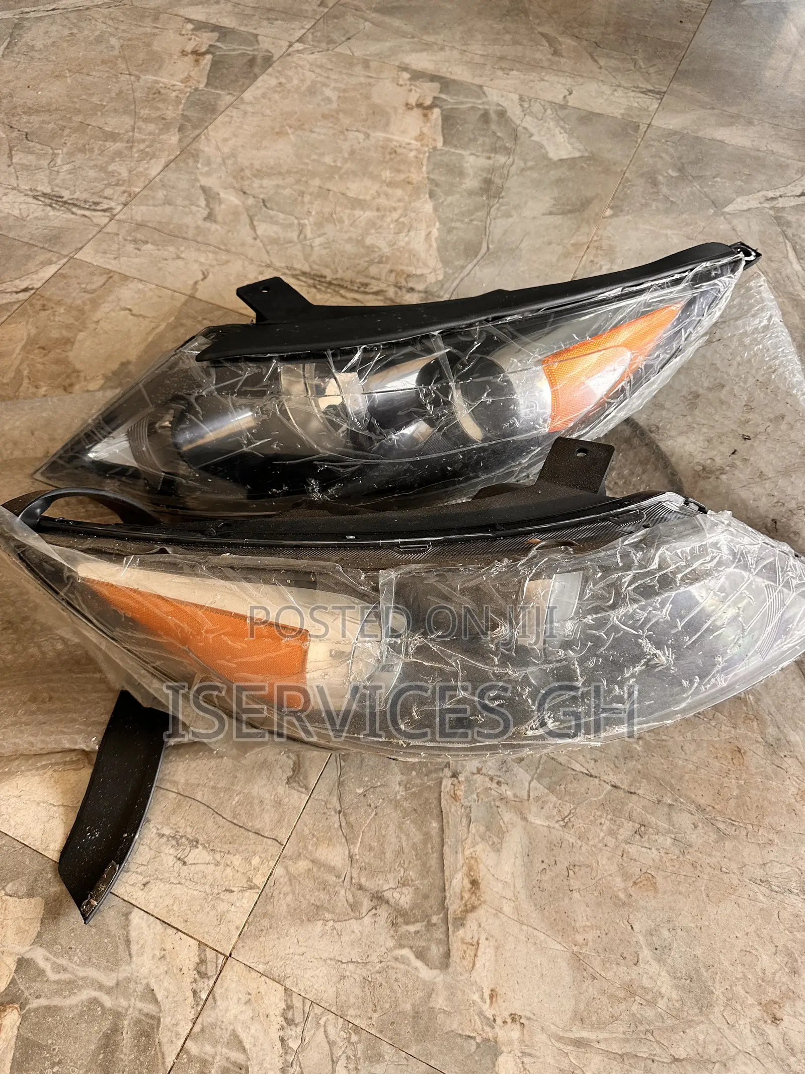 KIA Sportage Headlights