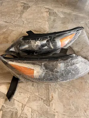 KIA Sportage Headlights