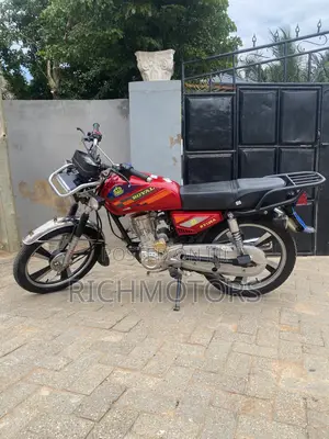 Royal RY125 2026 Red