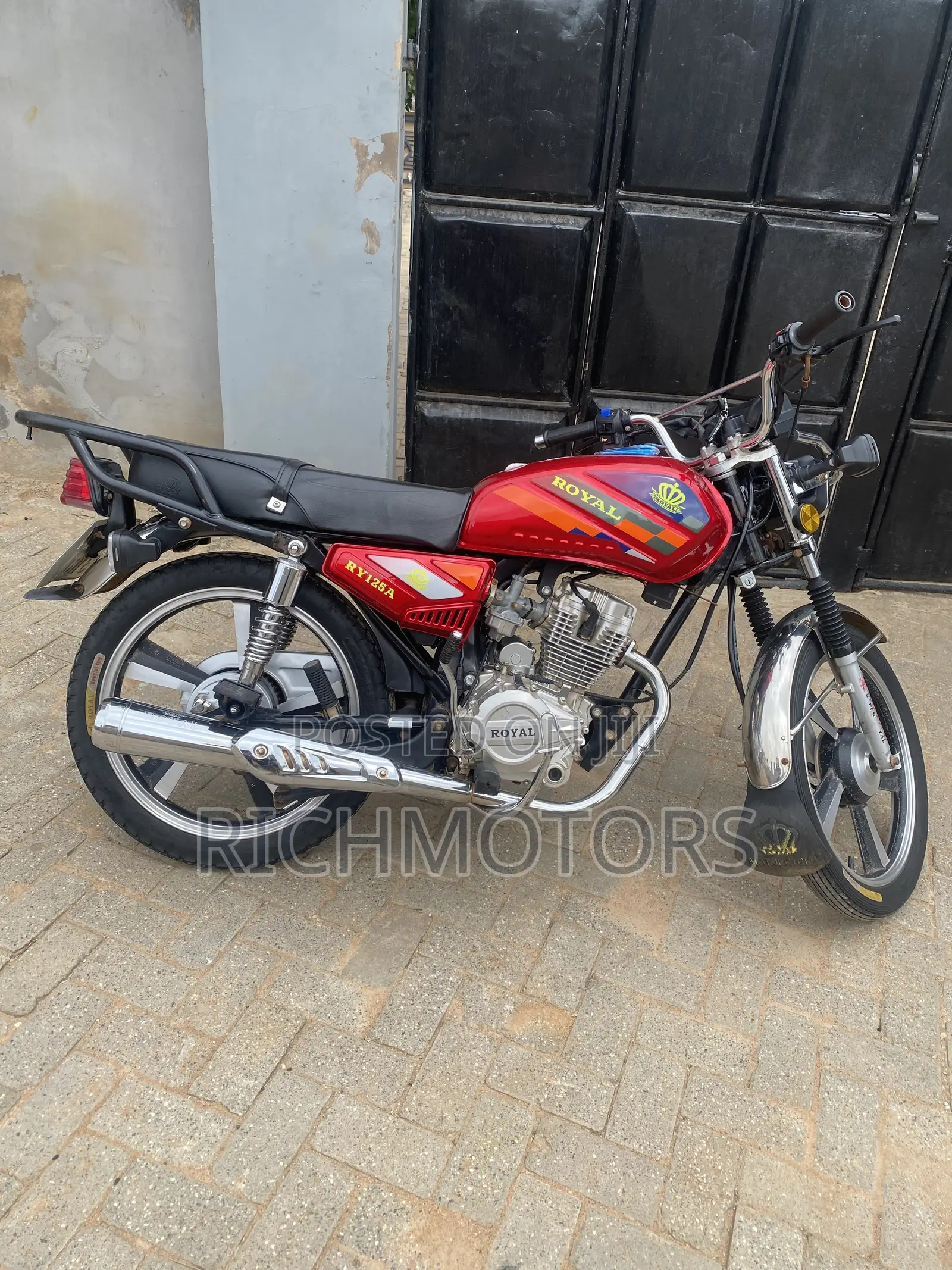 Royal RY125 2026 Red