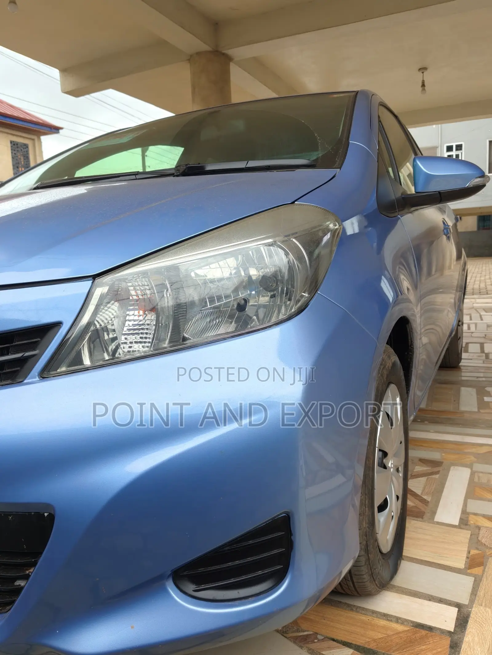 Toyota Vitz 1.3 FWD 5dr 2014 Blue
