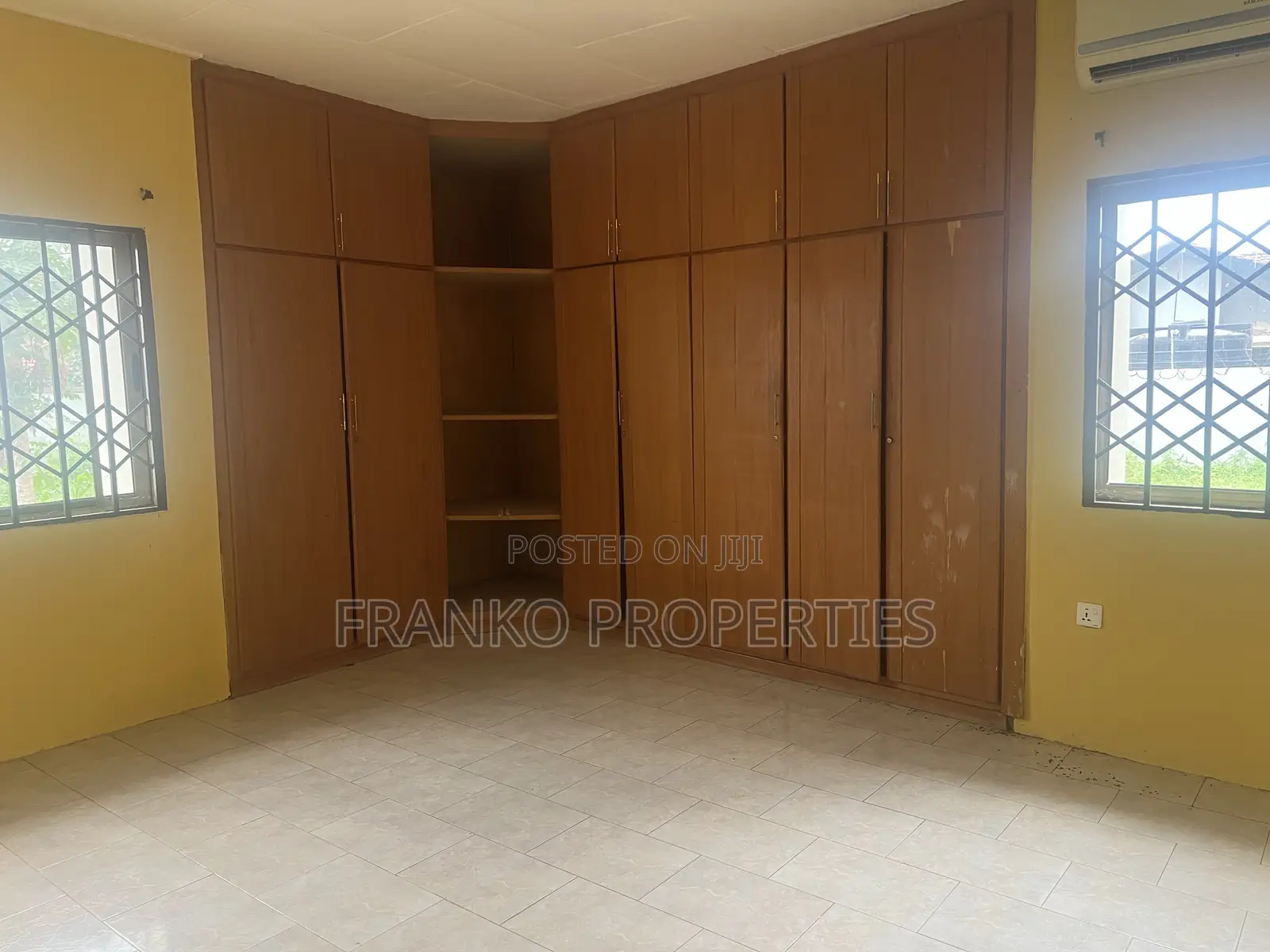3bdrm House in Franko Properties, Ability for rent