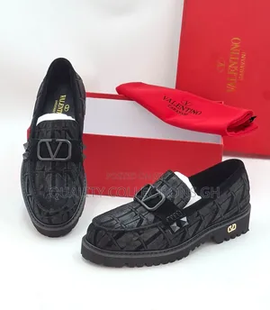 Valentino Garavani Black Shoe