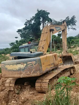 Deal With Excavator Both Use Machine and Brand New