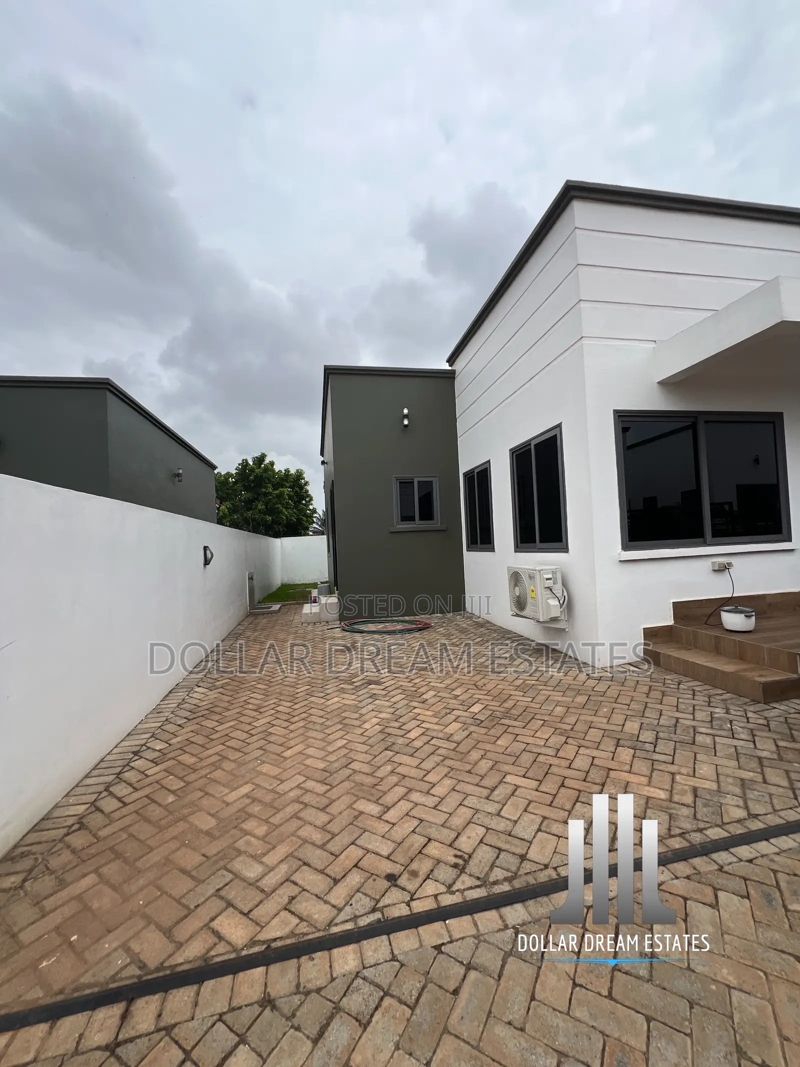 3bdrm House in North Legon for sale
