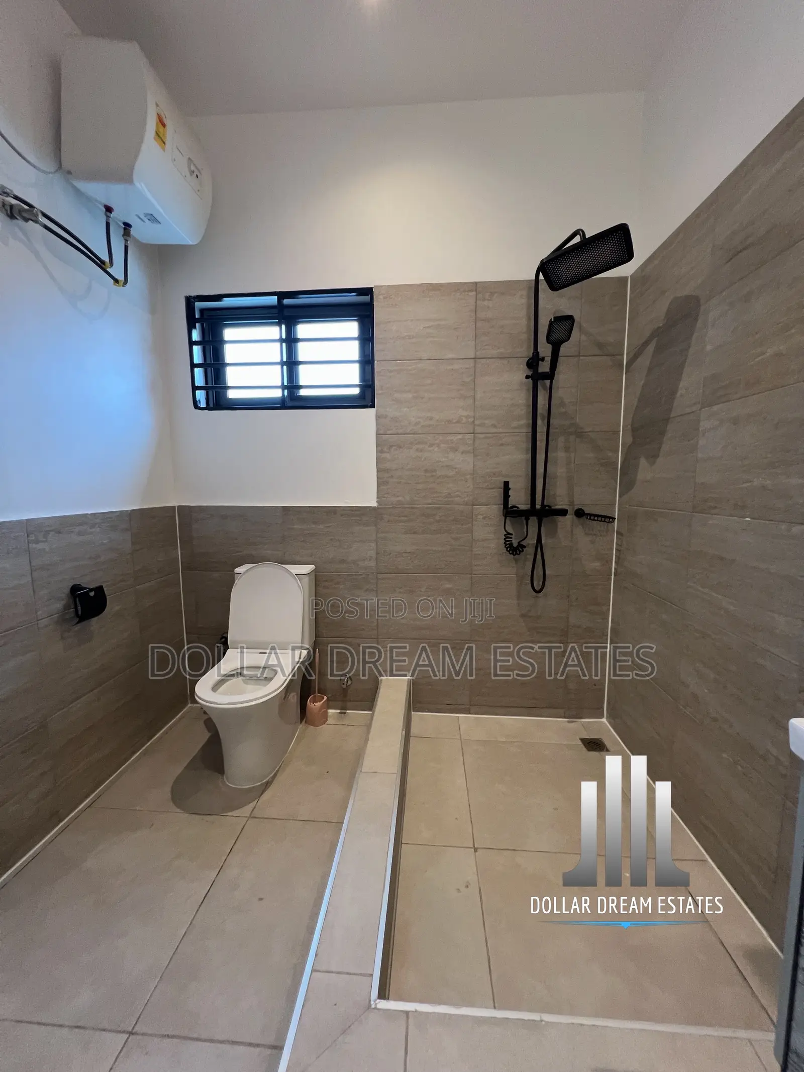 3bdrm House in North Legon for sale