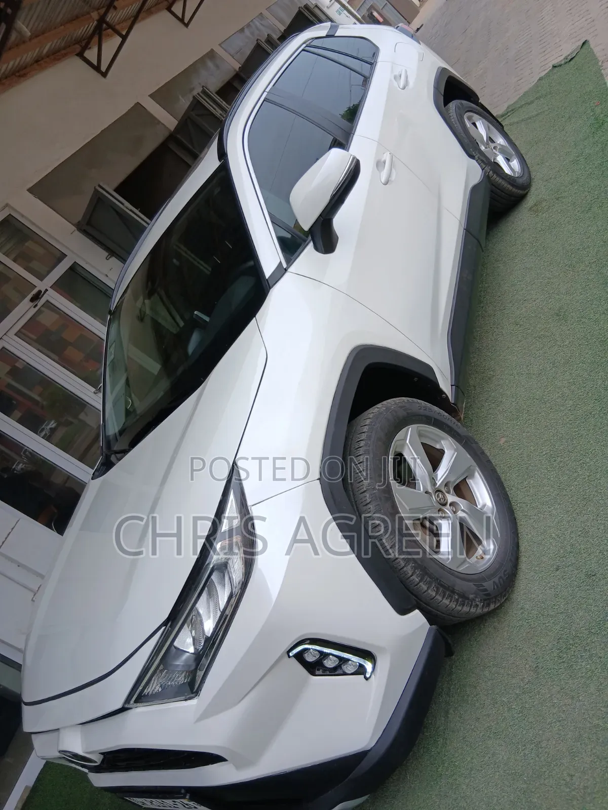 Toyota RAV4 2020 White