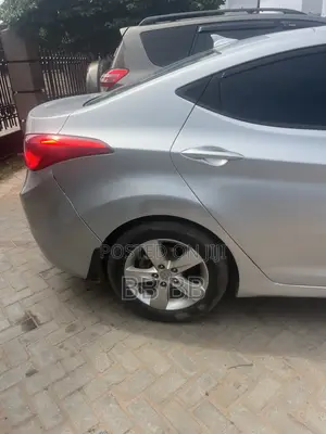 Hyundai Elantra 2014 Silver