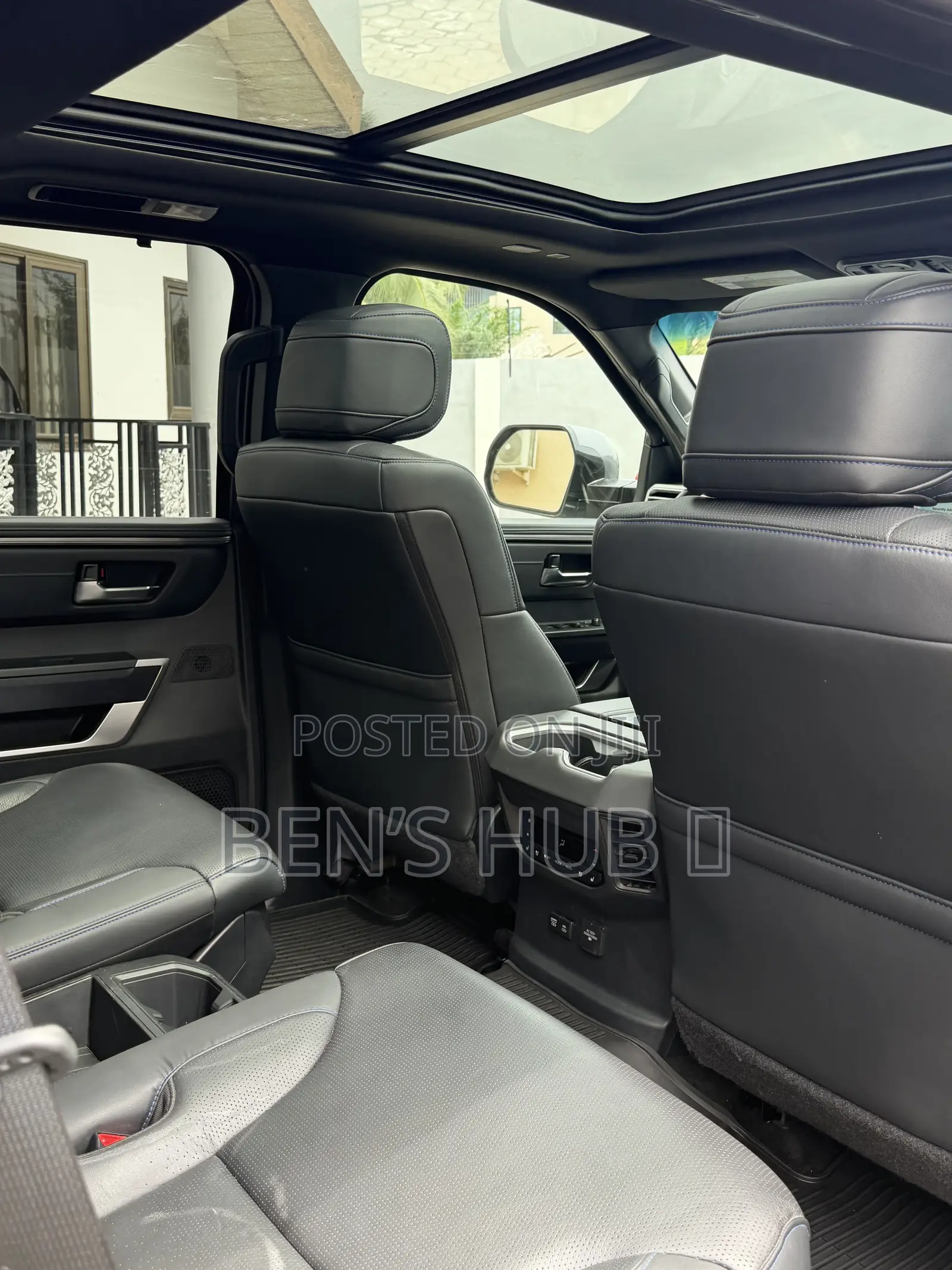 Toyota Sequoia Platinum 4WD 2023 Gray