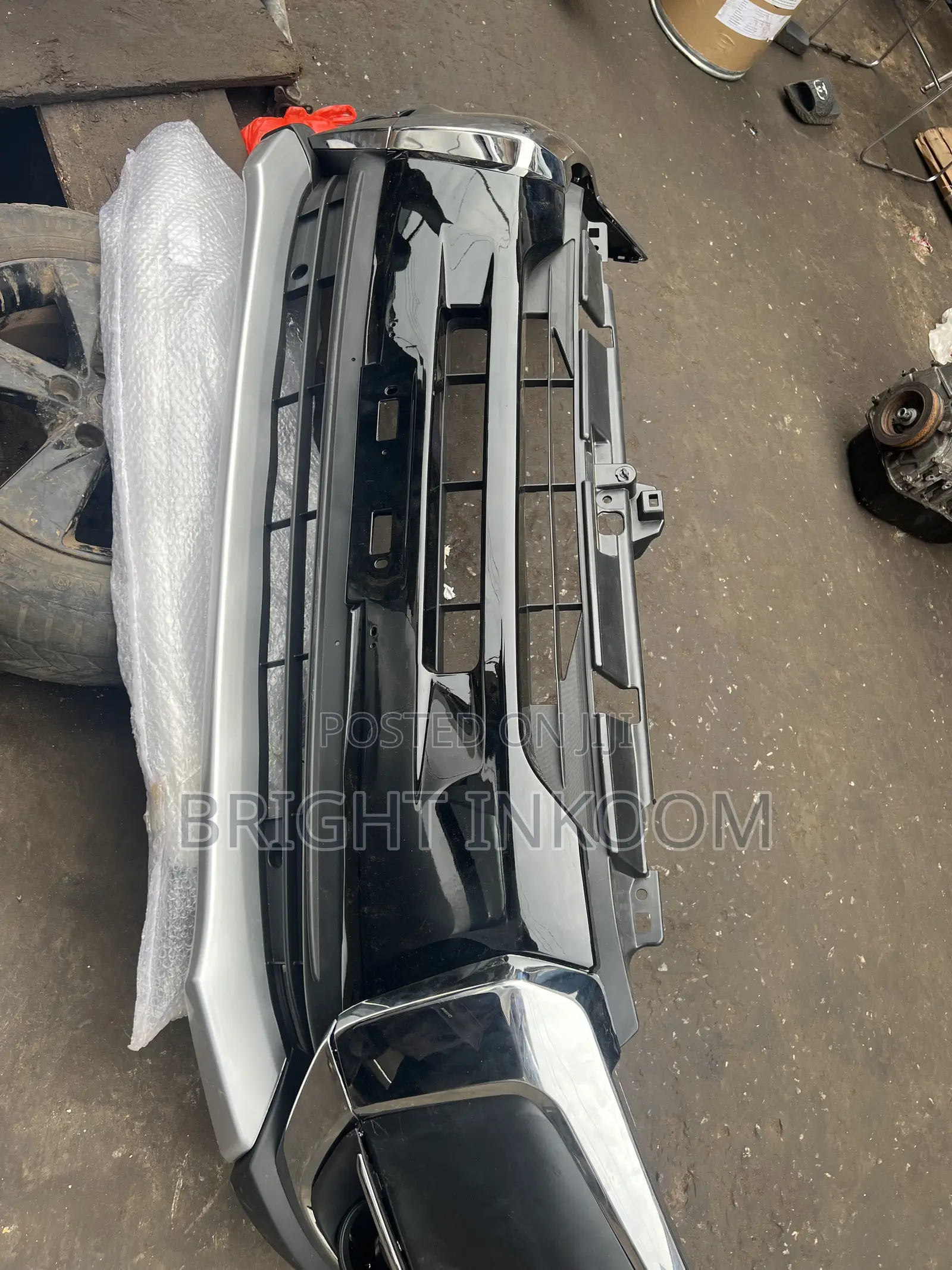 Mitsubishi Outlander 2017 2018 Front Bumper Complete