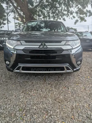 Mitsubishi Outlander 2019 Gray