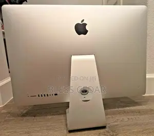 Desktop Computer Apple iMac 16GB Intel Core i7 SSD 256GB