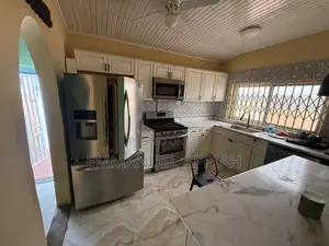 4bdrm House in Latebiokoshei, Lartebiokorshie for sale