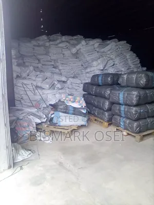 Bundles of New Pp Woven Sacks