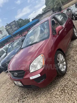 Kia Borrego 2010 Red