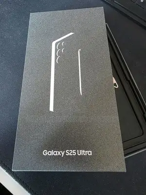 New Samsung Galaxy S25 Ultra 1 TB Gold