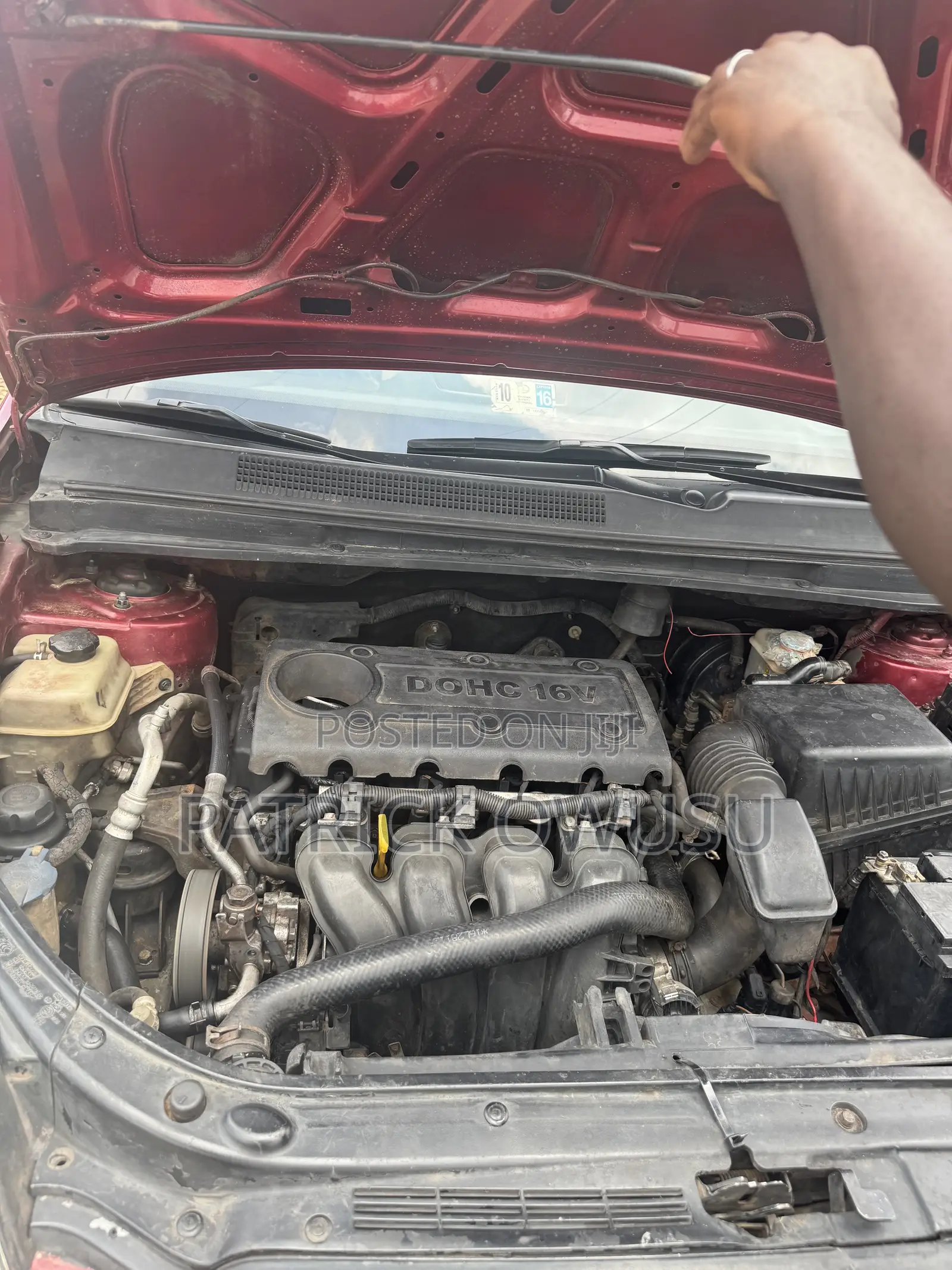 Kia Borrego 2010 Red
