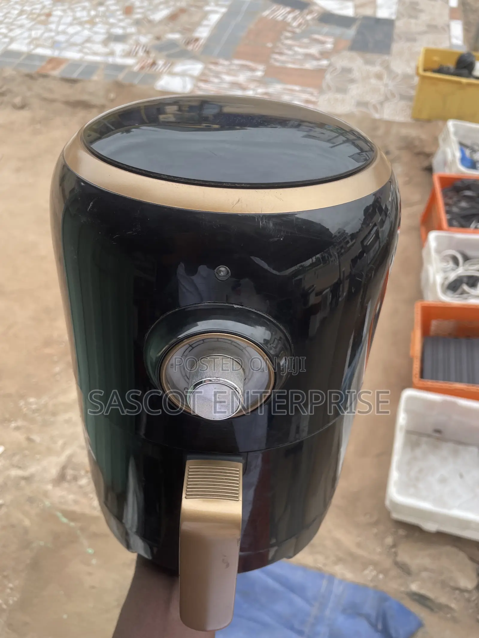 2-Quart Aria Retro Air Fryer