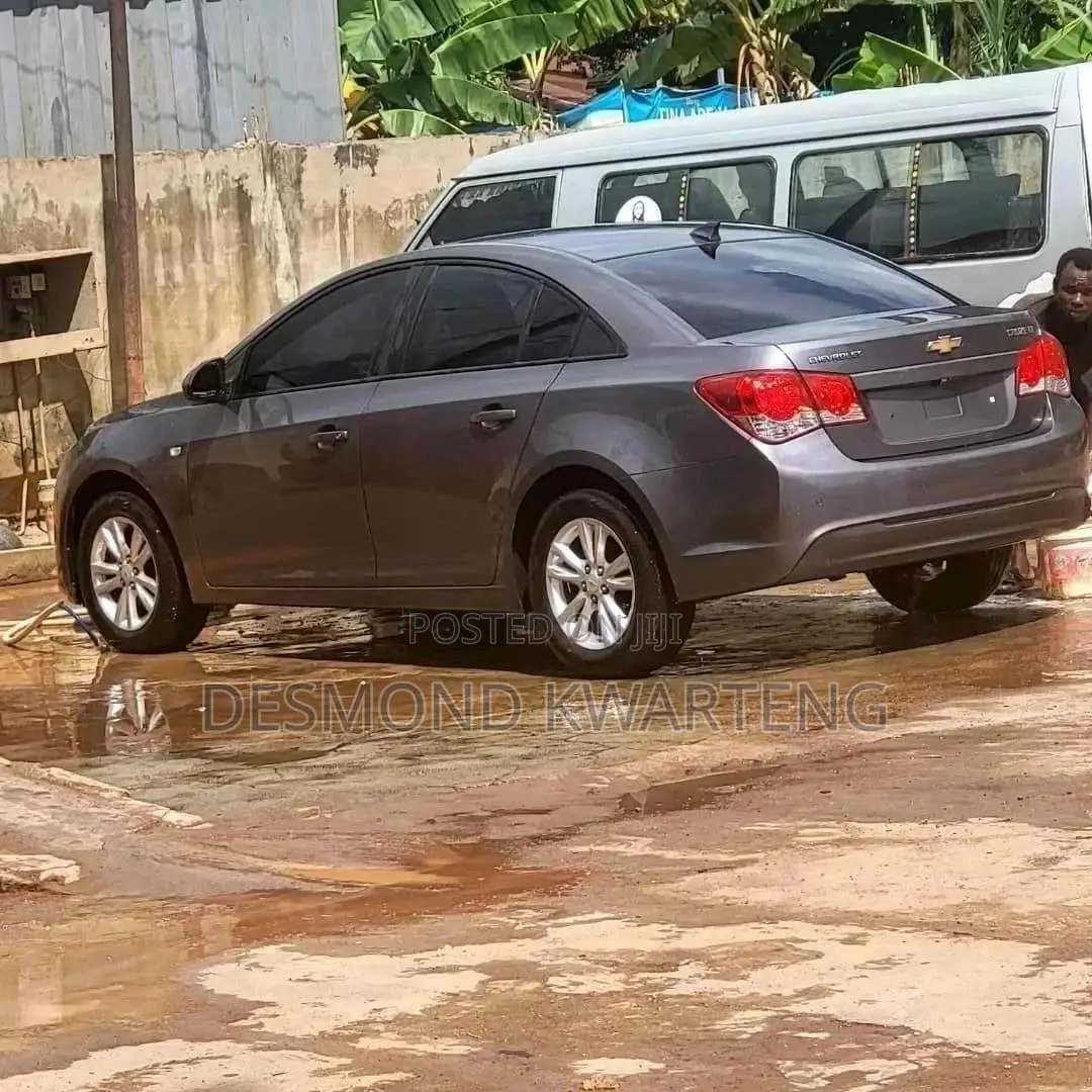 Chevrolet Cruze 1LT Auto 2013 Gray