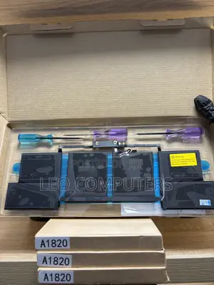 MacBook Pro 13inches A1820 Battery