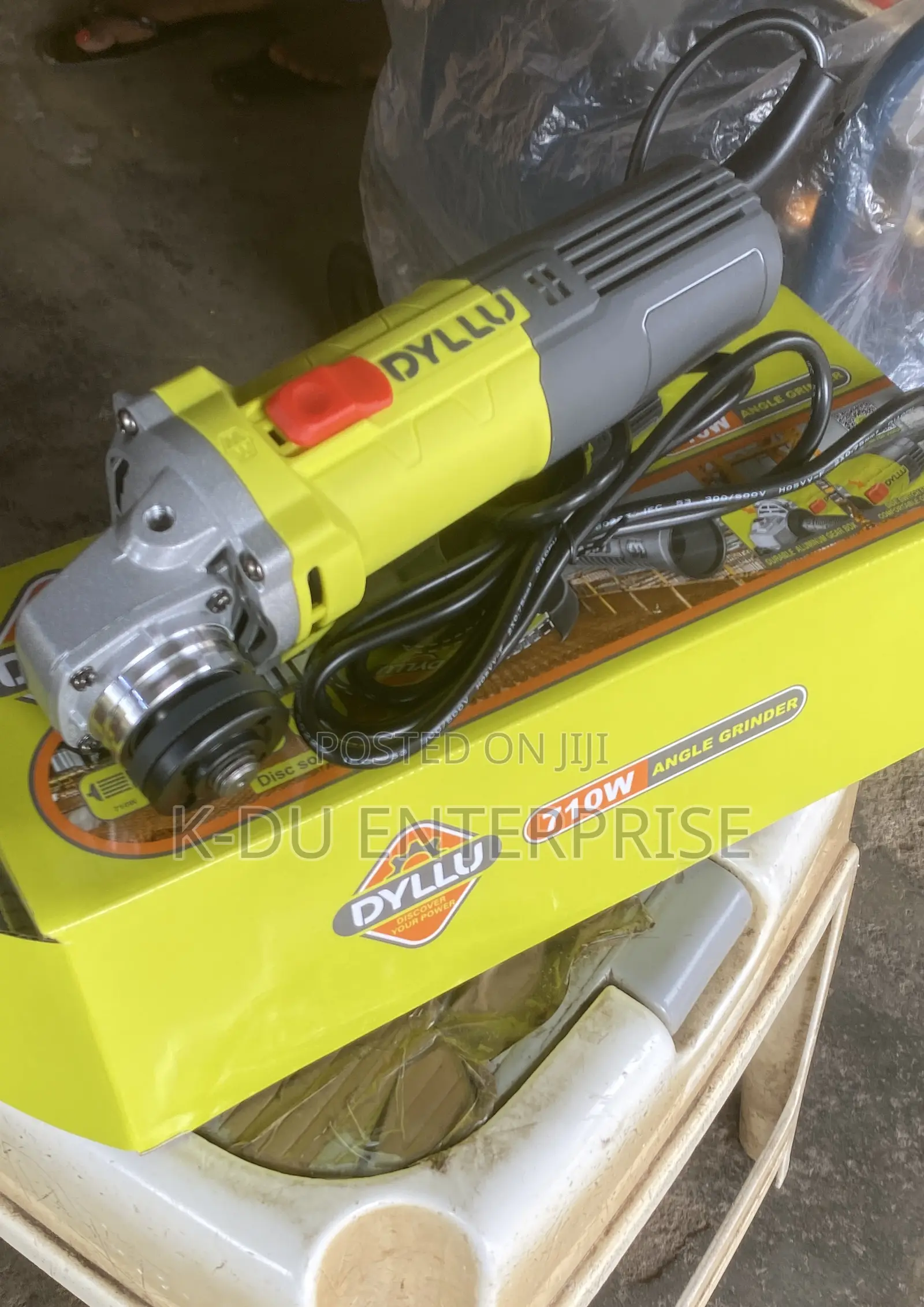 Dyllu Angle Grinder/Cutting Mach 710W