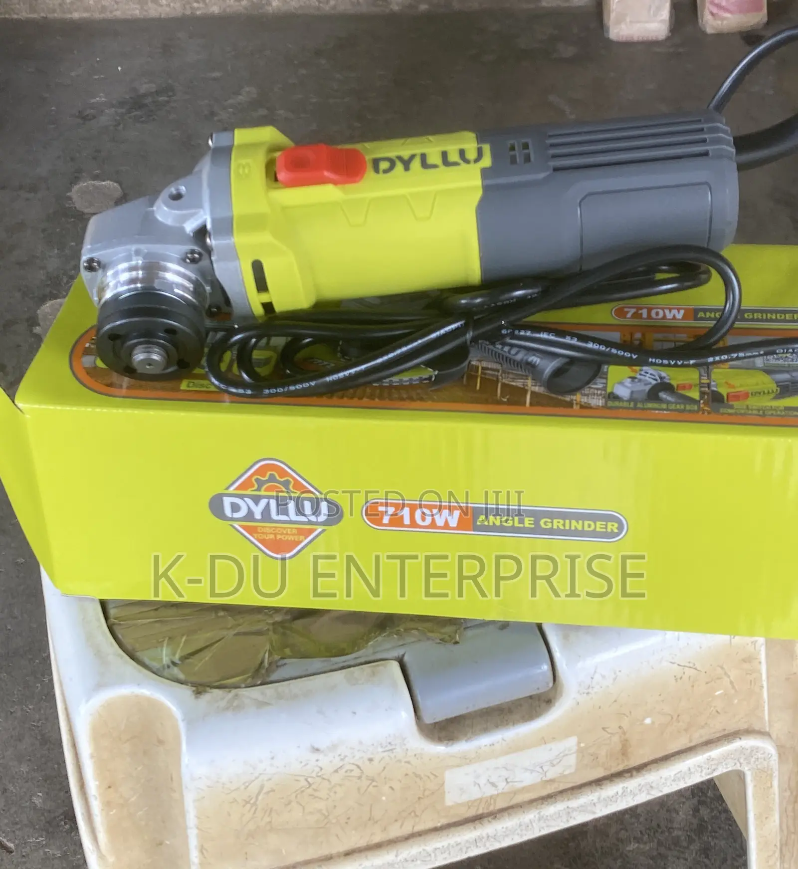 Dyllu Angle Grinder/Cutting Mach 710W