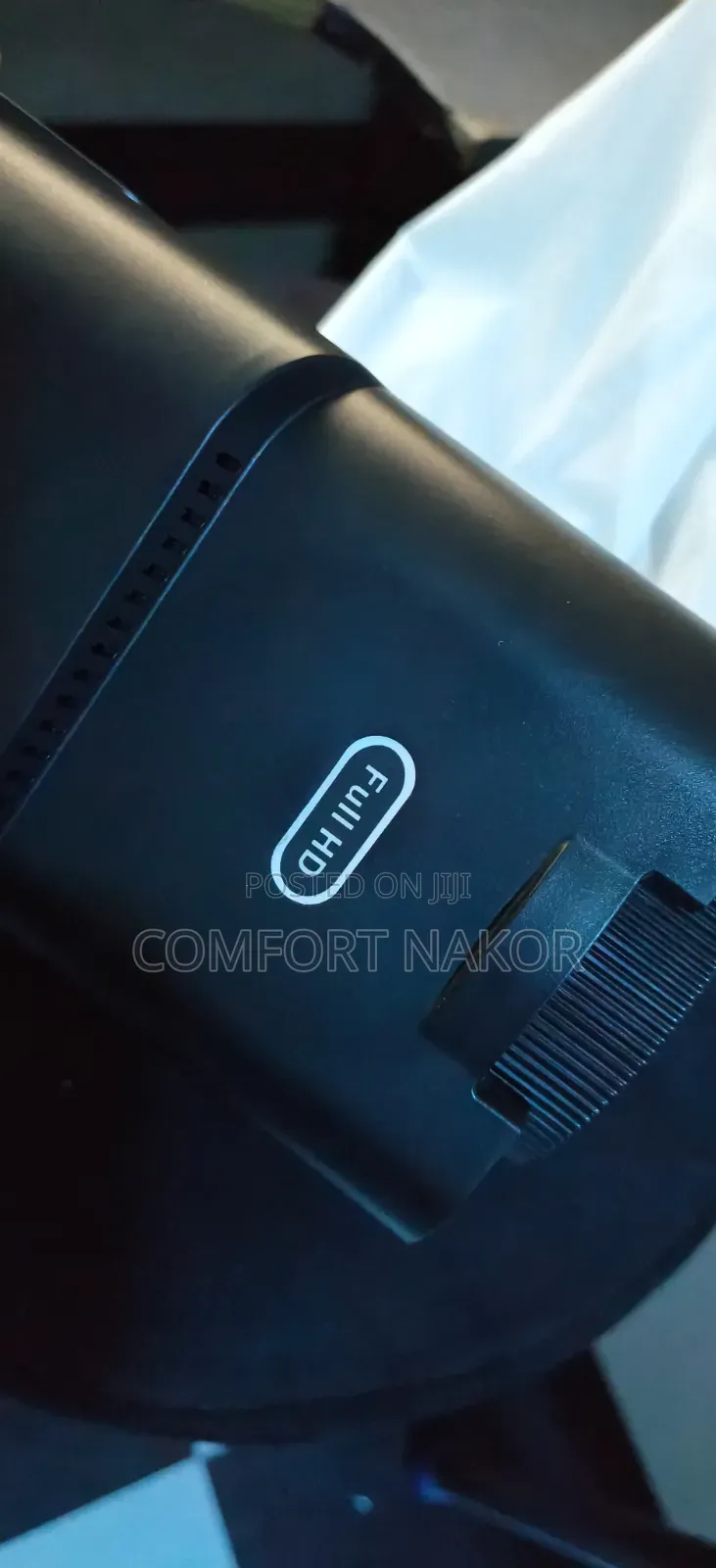 Smart HDD Projector