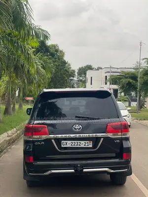 Toyota Land Cruiser 4.0 V6 GX-R 2009 Black